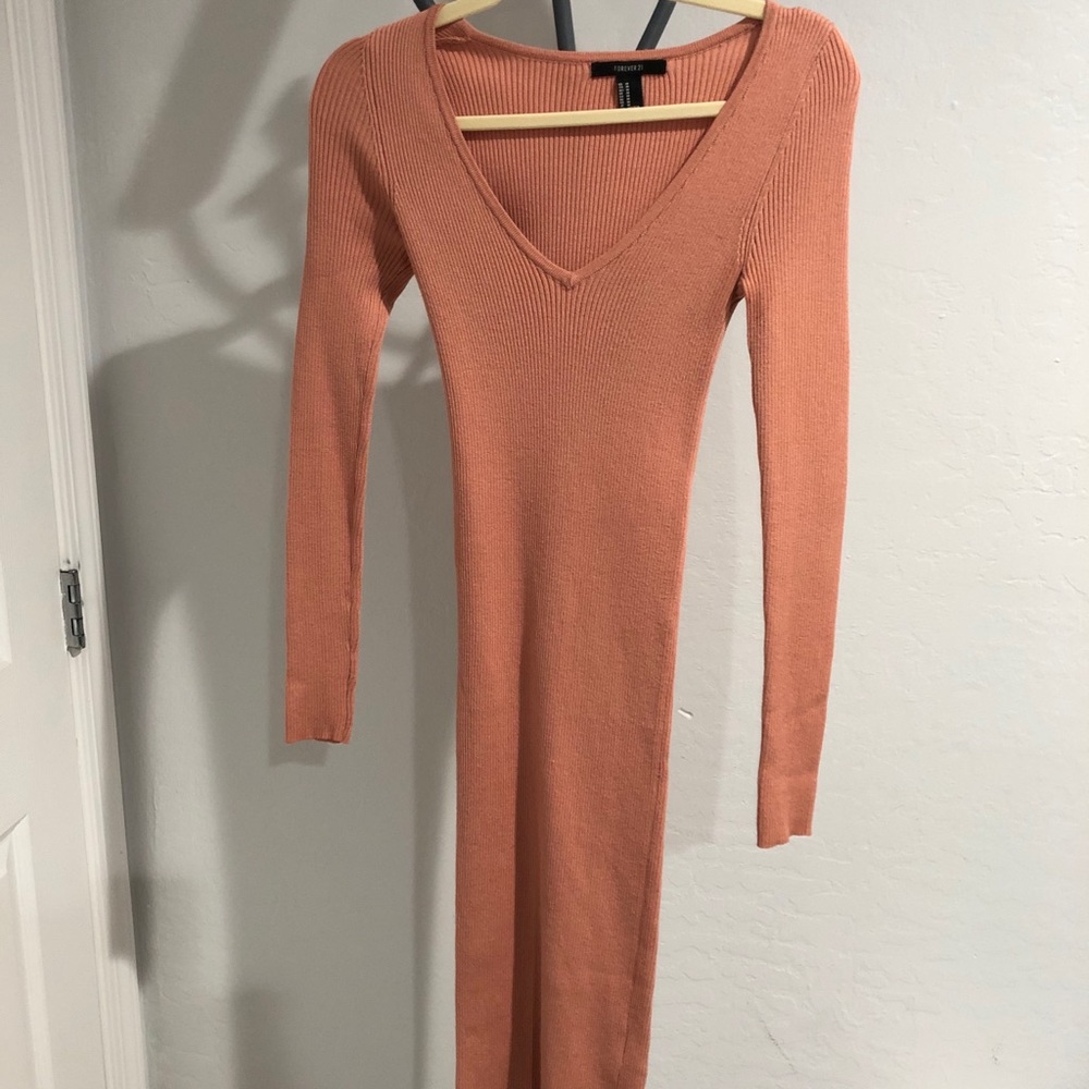 Ribbed Midi Dress